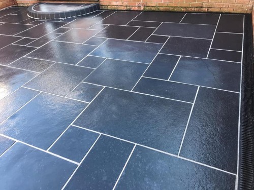 LIVINGSTONE BLACK LIMESTONE 22MM CALI (15.25M2 PP)  ILBLPA
